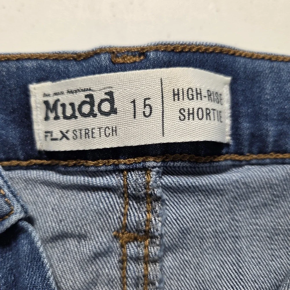 Mudd‎ High Rise Shortie Denim Shorts Size 15 FLX Stretch Distressed Blue